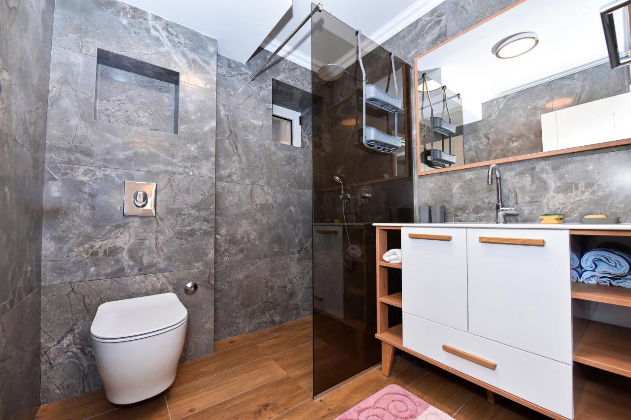 Apartments Galija Petrovac Lux Exterior photo