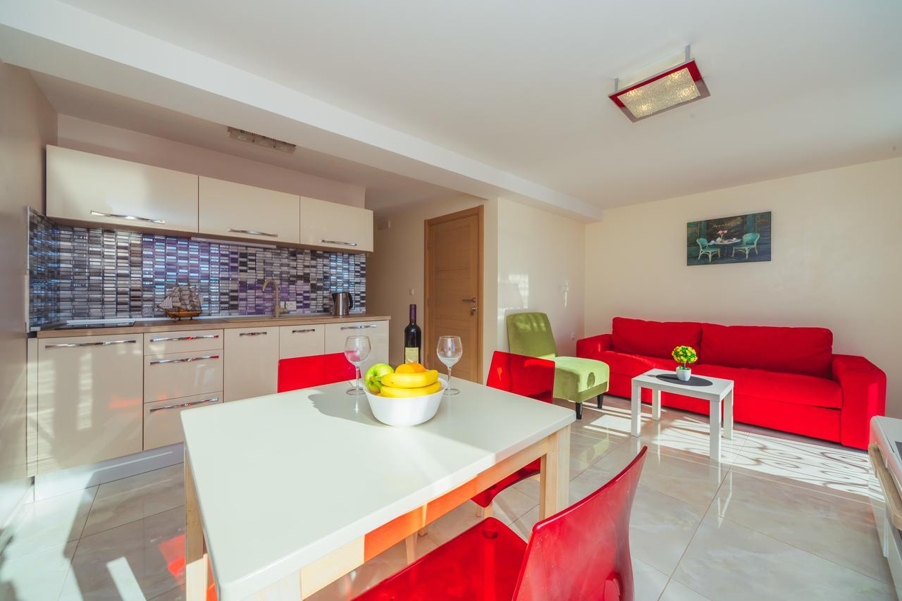 Apartments Galija Petrovac Lux Exterior photo